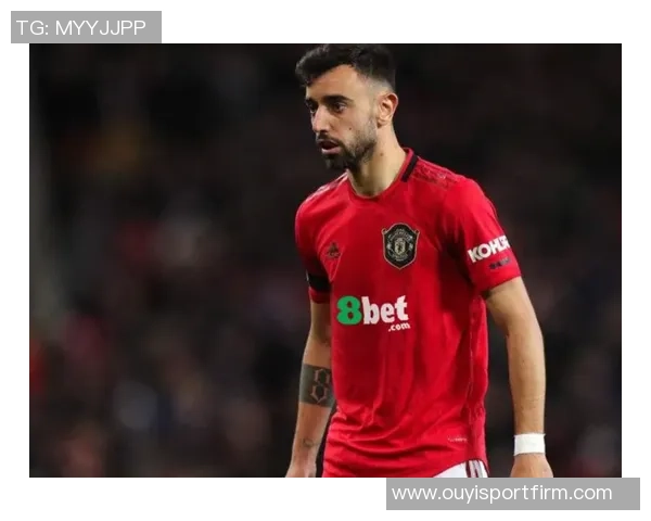 邓弗里斯谈被换下的不满情绪期待球队未来表现更佳