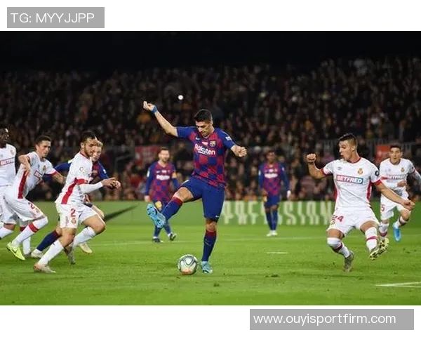 苏亚雷斯回忆童年艰辛将足球视为改变命运的唯一机会